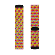 Load image into Gallery viewer, Dub-Dub Beetle Cartoon Socks
