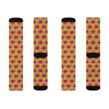 Load image into Gallery viewer, Dub-Dub Beetle Cartoon Socks